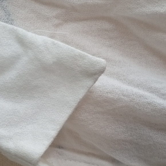 a.n.d eawy  women's top white size XL - Picture 9 of 10